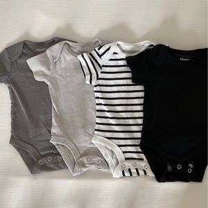 Set of Hanes Onesies | 0-6M